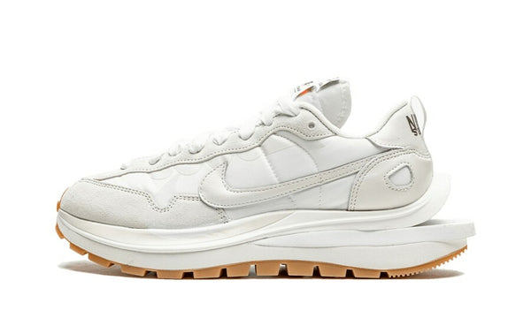 Nike sacai Vaporwaffle Sail Gum